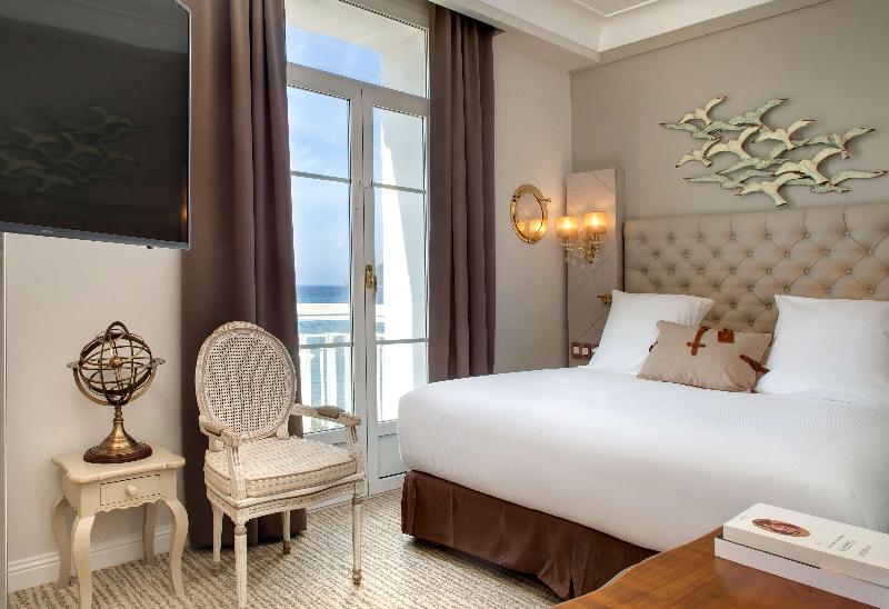 Grand Hotel des Sablettes Plage, Curio by Hilton - Oda