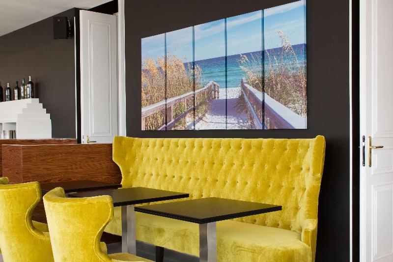 Grand Hotel des Sablettes Plage, Curio by Hilton - Restoran