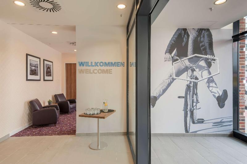 Hampton by Hilton Hamburg City Centre - Genel
