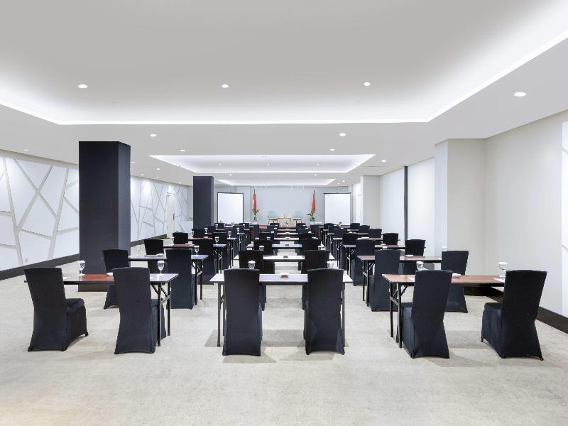 Innside by Melia Yogyakarta - Toplantı