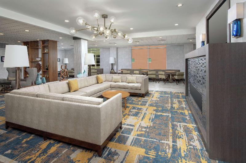 Hilton Garden Inn Westchester Dobbs Ferry - Lobi