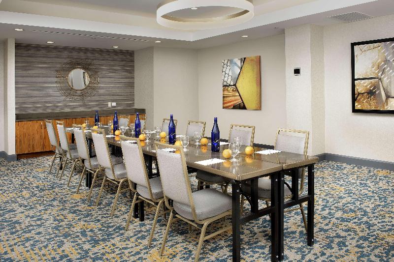 Hilton Garden Inn Westchester Dobbs Ferry - Genel