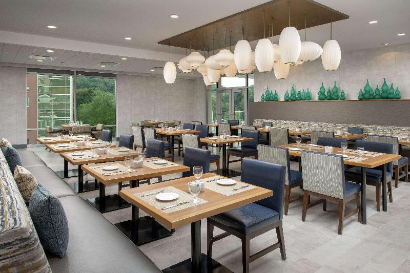 Hilton Garden Inn Westchester Dobbs Ferry - Restoran