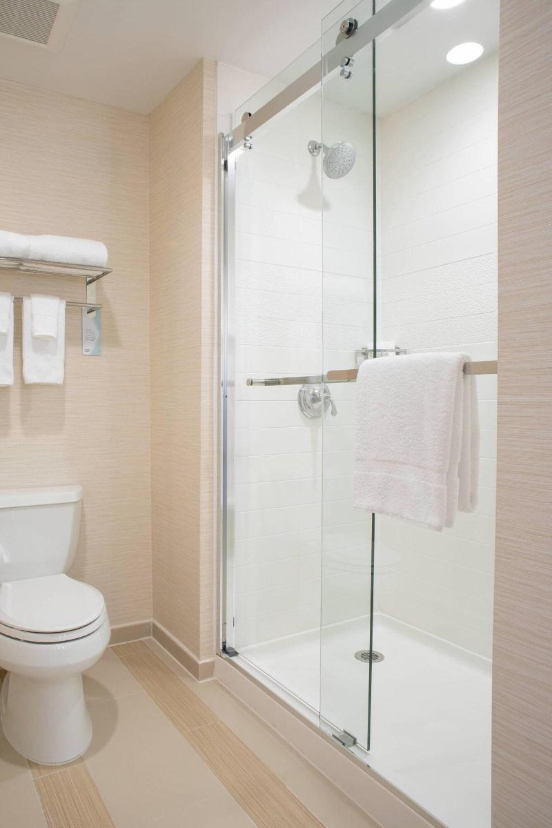 Fairfield Inn&Suites New York Queens/Fresh Meadows - Oda