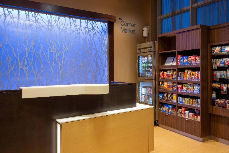 Fairfield Inn&Suites New York Queens/Fresh Meadows - Restoran