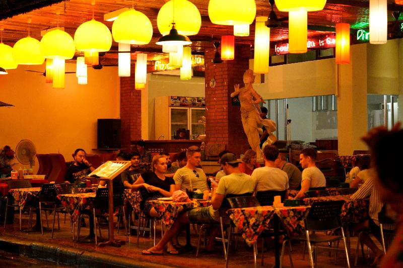 Villa Cha Cha Rambuttri - Bar
