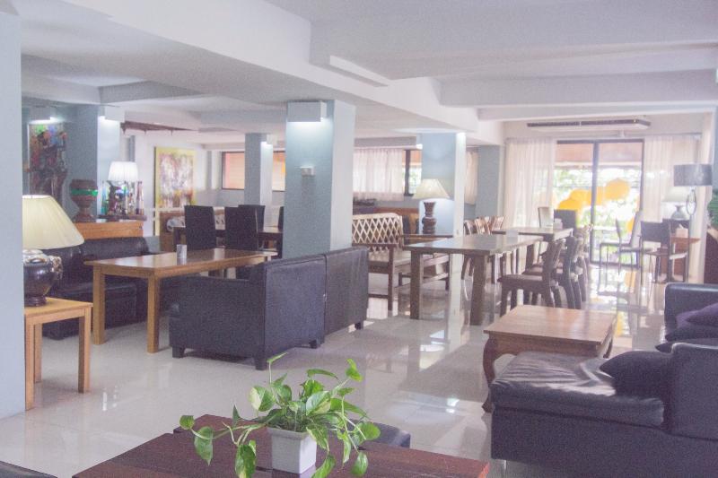 Villa Cha Cha Rambuttri - Lobi