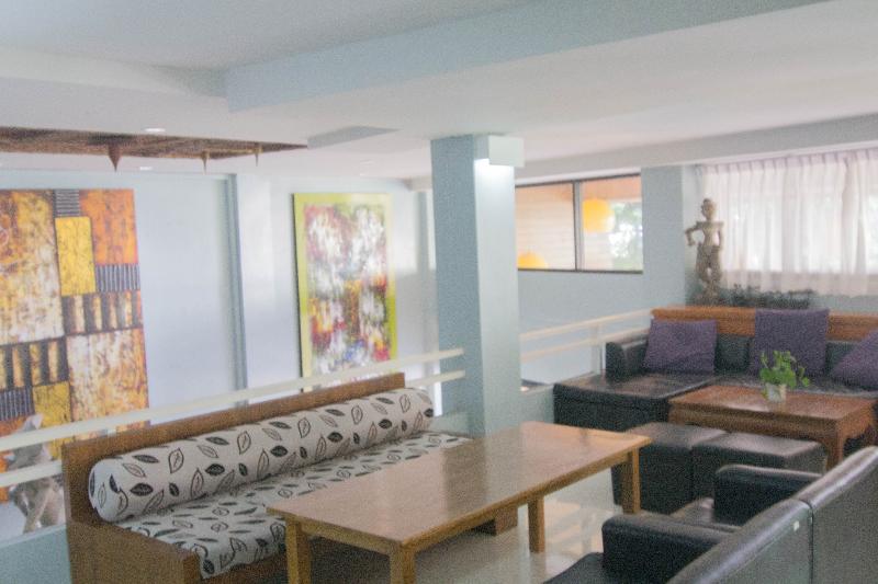 Villa Cha Cha Rambuttri - Toplantı