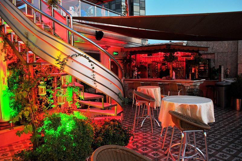 Grand Hotel de Londres - Teras