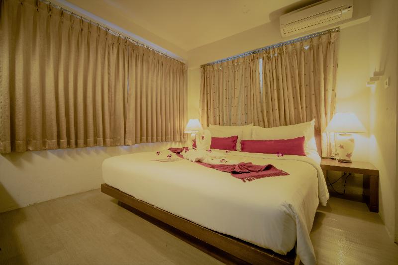 Villa Cha Cha Banglumphu - Oda