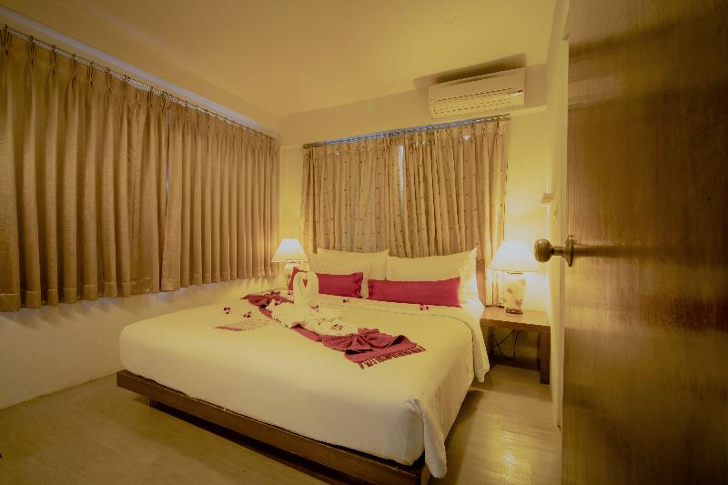 Villa Cha Cha Banglumphu - Oda