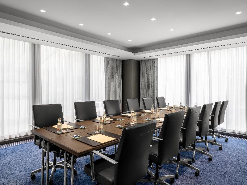 Conrad New York - Genel