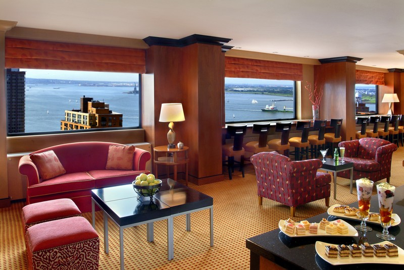 New York Marriott Downtown - Bar