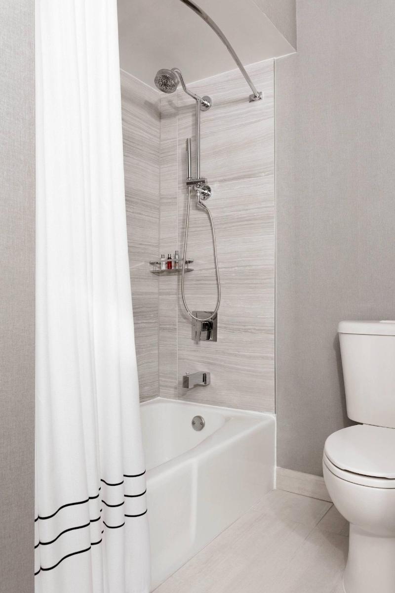 New York Marriott Downtown - Oda