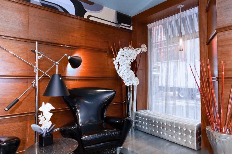 The Moderne Hotel - Lobi