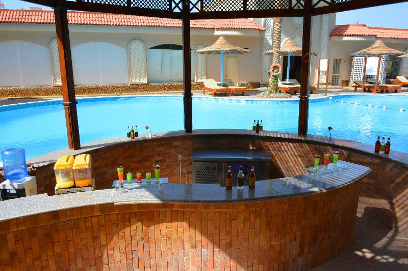 Hawaii Riviera Club Aqua Park-Families and Couples - Bar