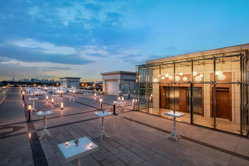 Doubletree By Hilton Istanbul Topkapi - Teras
