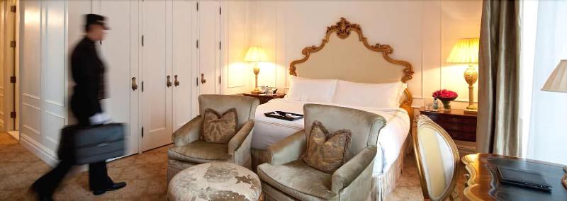 The Plaza - A Fairmont Managed Hotel - Oda