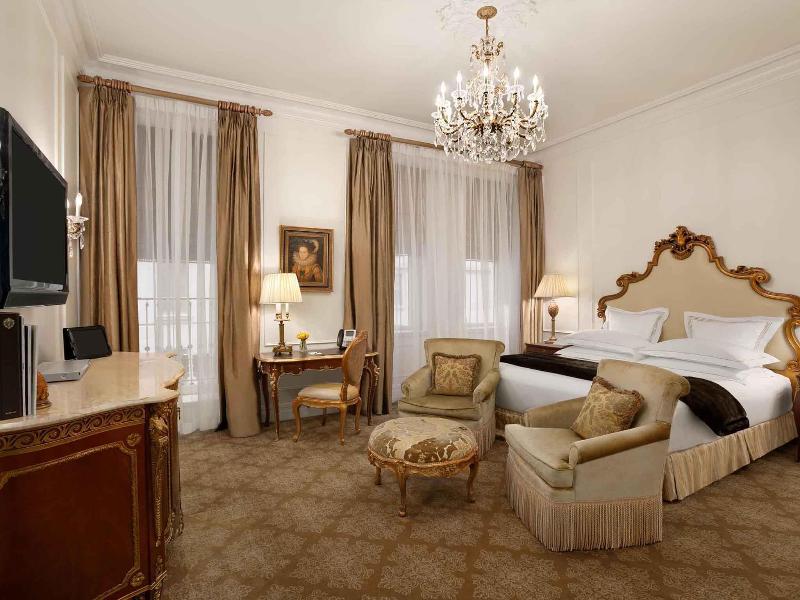 The Plaza - A Fairmont Managed Hotel - Oda