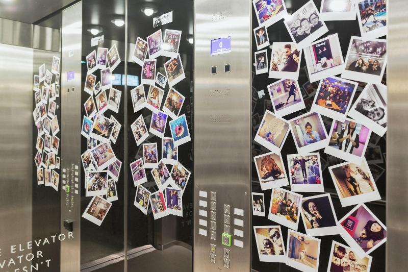 Moxy Frankfurt East - Lobi