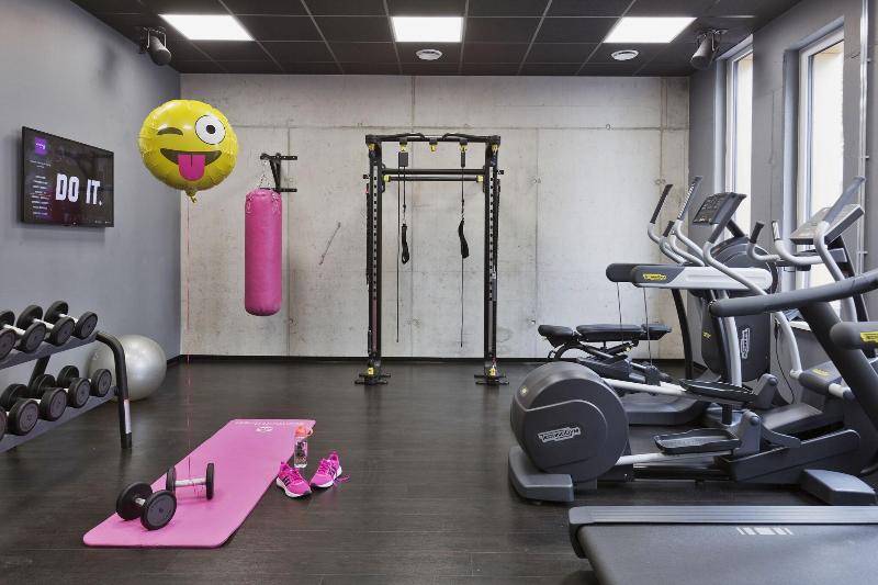 Moxy Frankfurt East - Aktivite