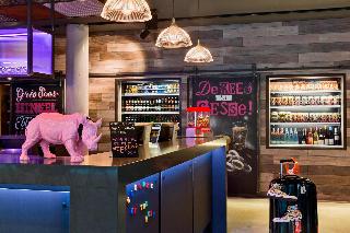 Moxy Frankfurt East otel fotoğrafı
