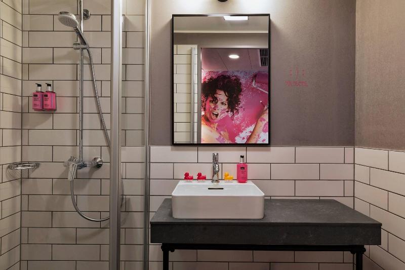 Moxy Frankfurt East - Oda