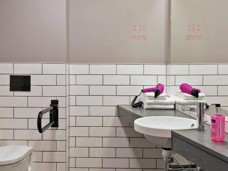 Moxy Frankfurt East - Oda