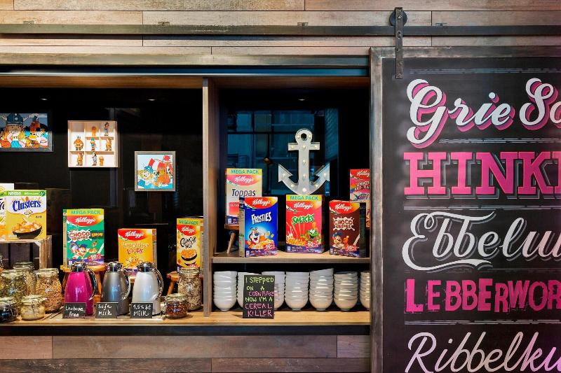 Moxy Frankfurt East - Restoran