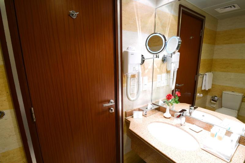 Al Ansar Golden Tulip - Genel