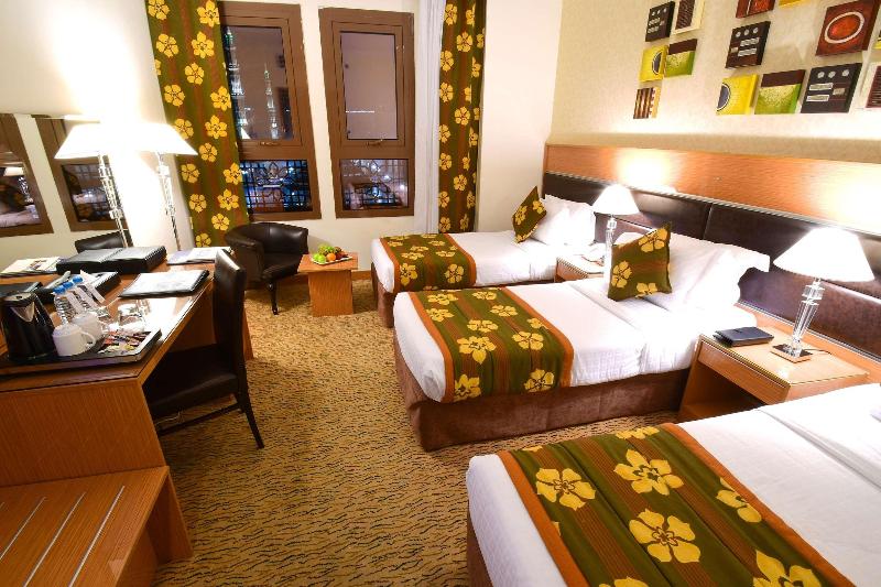 Al Ansar Golden Tulip - Oda