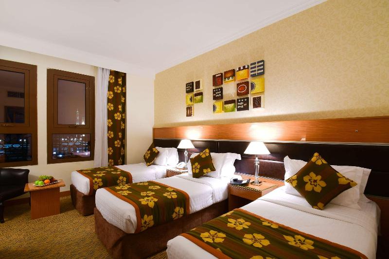 Al Ansar Golden Tulip - Oda