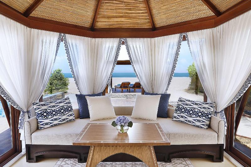 The Ritz-Carlton Ras Al Khaimah, Al Hamra Beach - Lobi