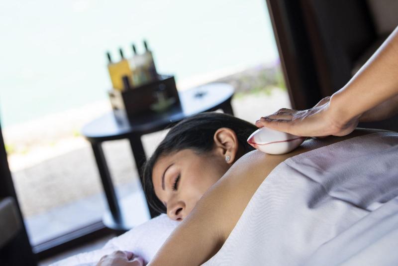 The Ritz-Carlton Ras Al Khaimah, Al Hamra Beach - Aktivite