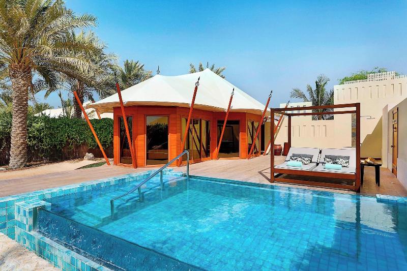 The Ritz-Carlton Ras Al Khaimah, Al Hamra Beach - Havuz