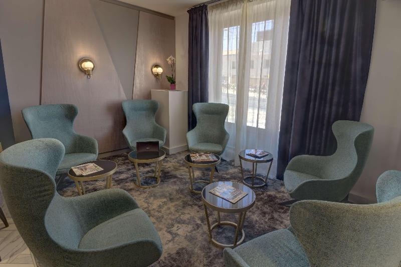 Best Western Plus Hotel Comedie Saint Roch - Lobi