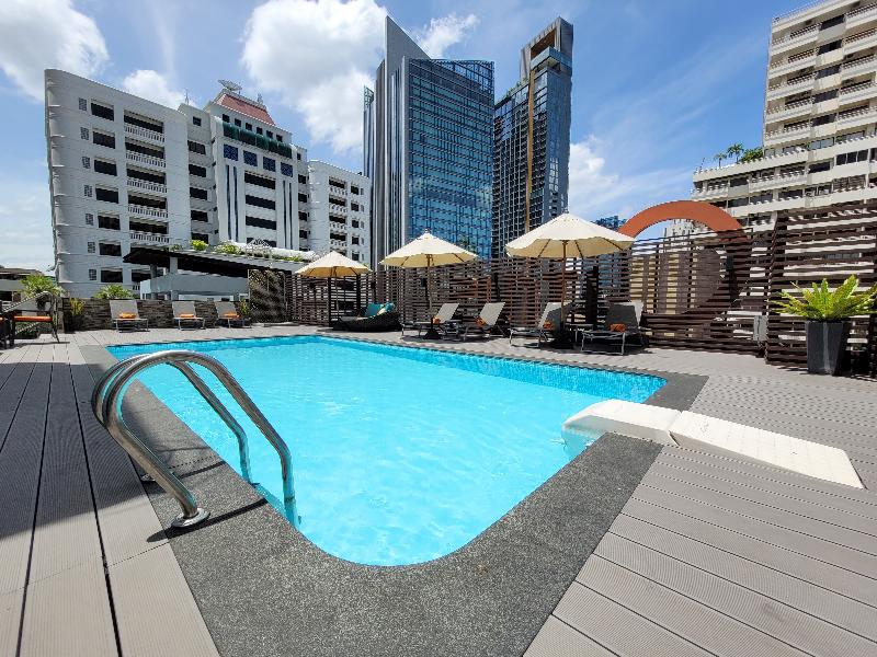 Citrus Suites Sukhumvit 6 by Compass Hospitality - Havuz