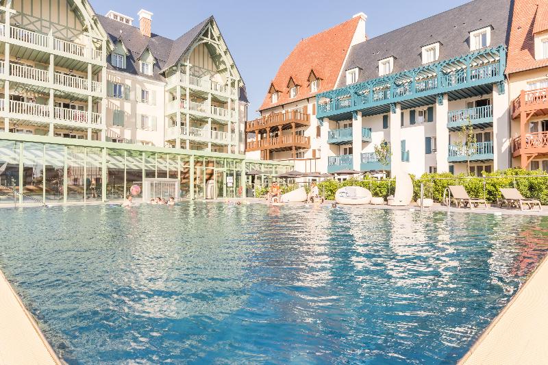 Pierre & Vacances Premium Presqu'île de la Touques - Havuz