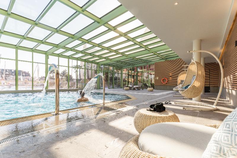 Pierre & Vacances Premium Presqu'île de la Touques - Havuz