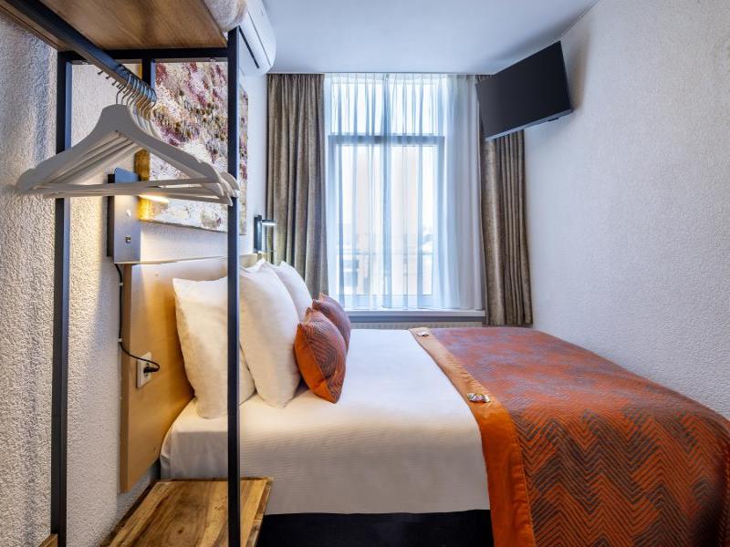 Hotel Jupiter - Oda