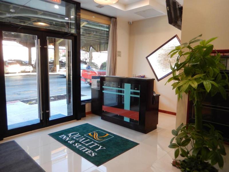 Quality Inn near Sunset Park - Lobi