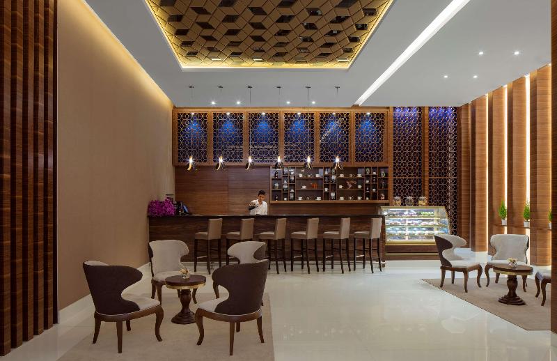 Radisson Blu Hotel Dubai Waterfront - Bar