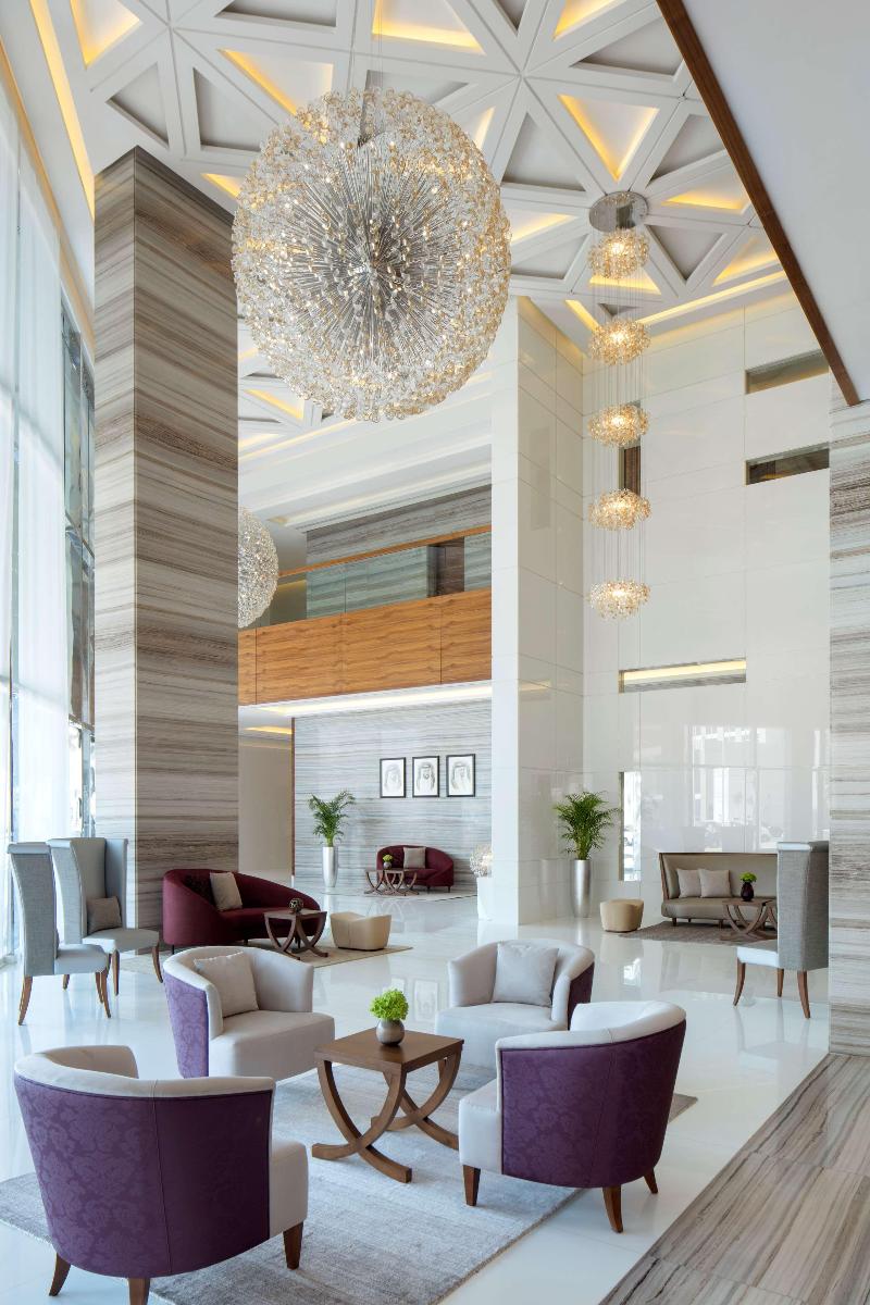 Radisson Blu Hotel Dubai Waterfront - Lobi