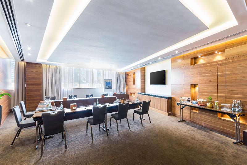 Radisson Blu Hotel Dubai Waterfront - Toplantı