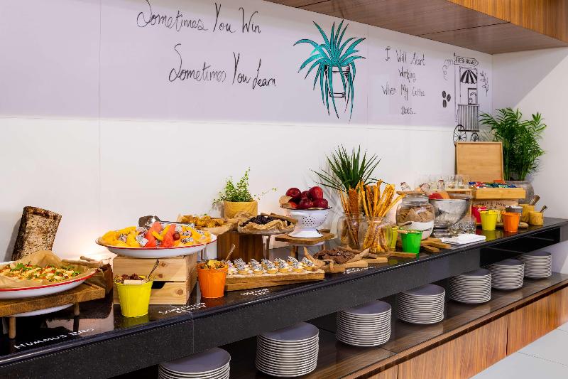 Radisson Blu Hotel Dubai Waterfront - Toplantı
