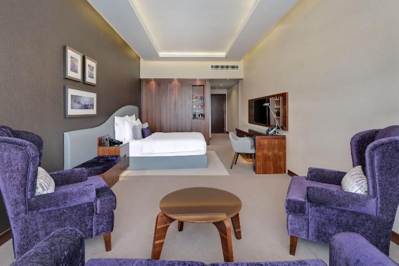 Radisson Blu Hotel Dubai Waterfront - Oda