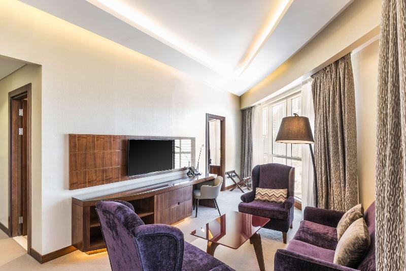 Radisson Blu Hotel Dubai Waterfront - Oda