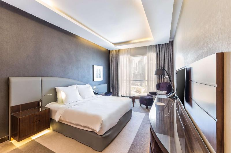 Radisson Blu Hotel Dubai Waterfront - Oda