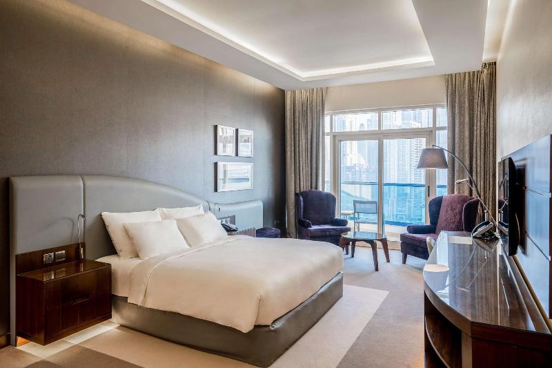 Radisson Blu Hotel Dubai Waterfront - Oda