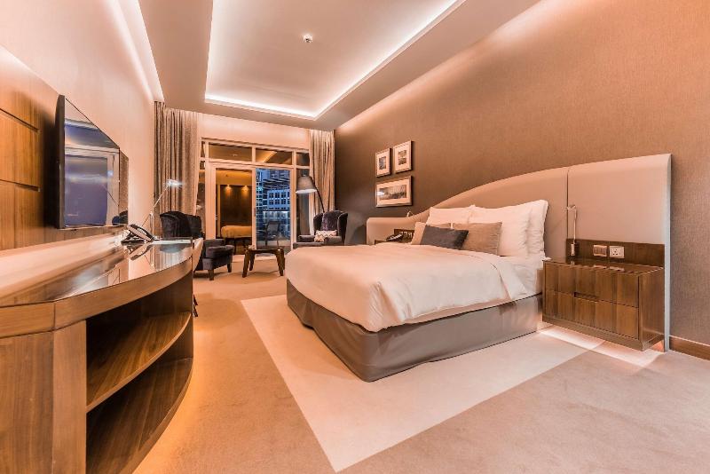 Radisson Blu Hotel Dubai Waterfront - Oda